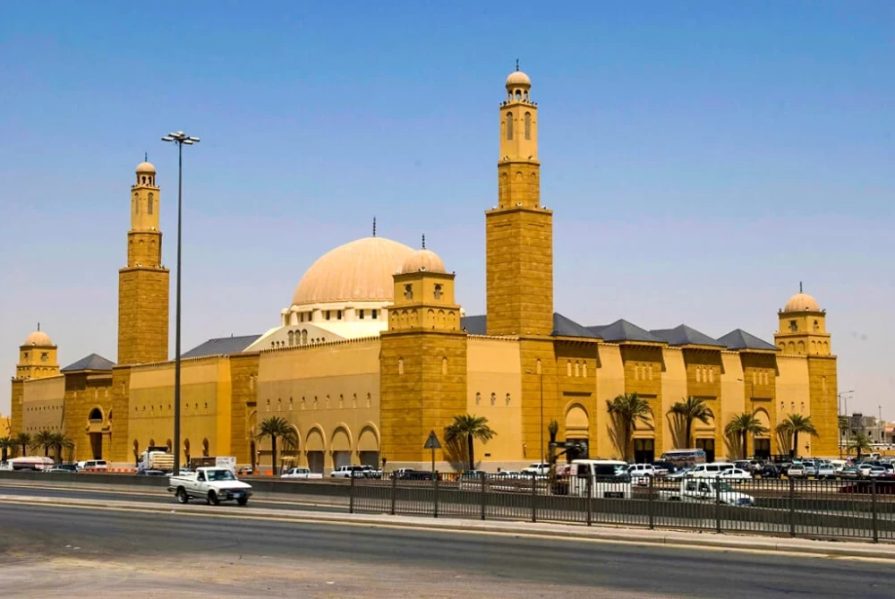 الرياض تودّع «رزان» آخر ضحايا حريق أسرة «الشيباني»