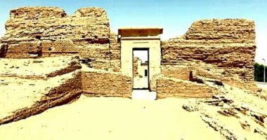 حضرت الآن فى حضرتك يا معلّمى.. رسالة إمبراطور رومانى للإله آمون