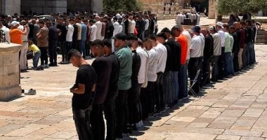 50 ألفا يؤدون صلاة الجمعة في المسجد الأقصى المبارك