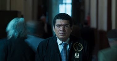 مسلسل عين سحرية الحلقة الأخيرة.. زكي يصارح ابنته بالاتفاقات السرية والأموال.. ويتعرض لمحاولة تسمم.. وعادل يروي لأول مرة قصة وفاة والدته في بث مباسر.. باسم سمرة يقدم مرافعة تاريخية ضد شهاب الصفطاوي بال