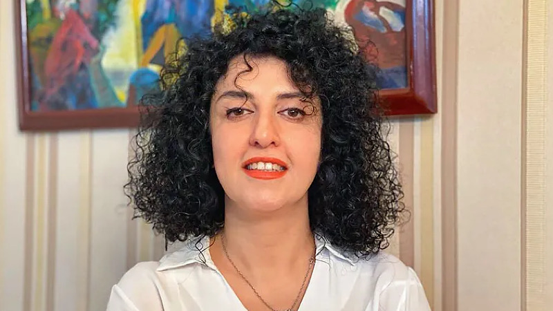 نرجس محمدي الحائزة على نوبل تتعرّض لأزمة قلبية