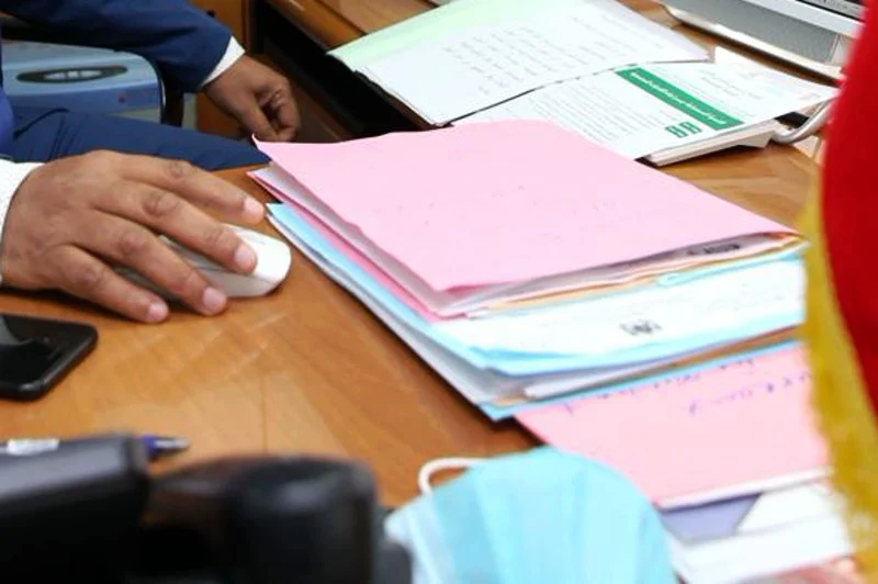 تذاكر المباريات بدل البرامج الانتخابية.. منتخبون بجهة البيضاء يبتكرون “حملات الظل”