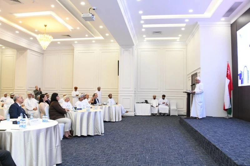 منتدى الأعمال العماني التونسي يناقش توسيع التعاون في قطاعات الصناعات الغذائية والطاقة المتجددة