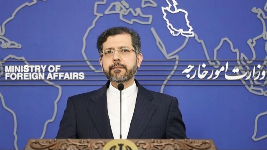 إيران تحذر من استهداف الأصول الأميركية حال الاعتداء وتنفي أي مسؤولية عن هجوم على حقول النفط السعودية