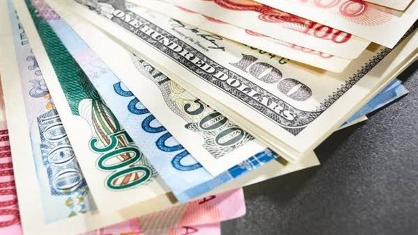الدولار يسجل 53.14 جنيه، تراجع أسعار العملات الأجنبية والعربية في بنك CIB