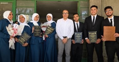 من قشر البيض ومياه الصرف.. خريجو «زراعة القاهرة» ينتجون الهيدروجين الأخضر