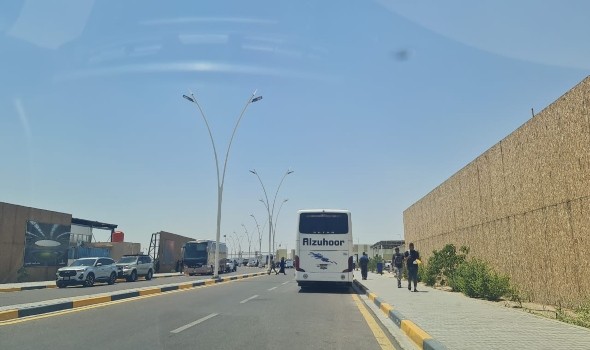 الكويت تعلن استهداف مراكز حدودية ومنصة حفر بطائرة مسيرة معادية