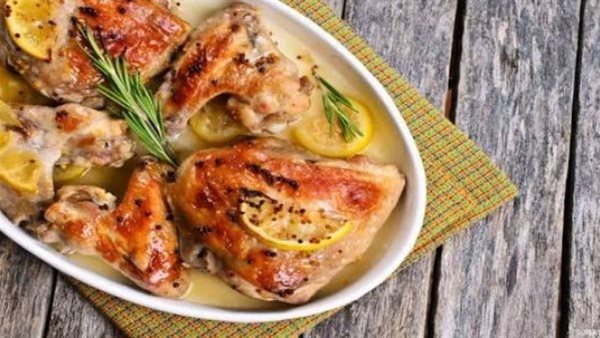 طريقة عمل صينية الدجاج باللبن والثوم