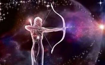 برج القوس حظك اليوم السبت 21 فبراير 2026