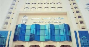 الأزهر للفتوى يوضح حكم من فاتته تكبيرة الإحرام مع الإمام فى صلاة الجماعة