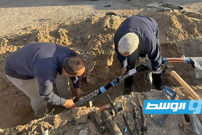 إعادة التيار الكهربائي إلى منطقة طابلينو في بنغازي
