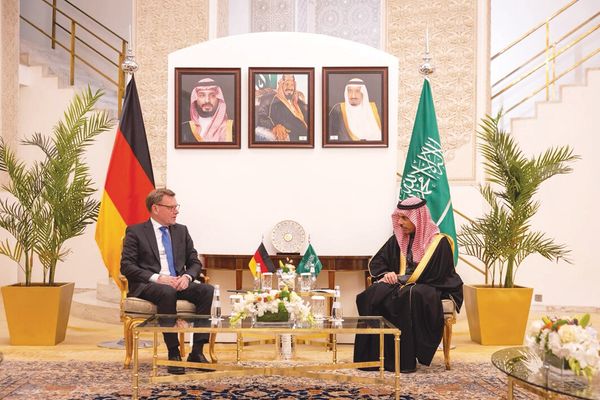ابن فرحان وروبيو وفاديفول بحثوا الاعتداءات الإيرانية على المملكة ودول المنطقة