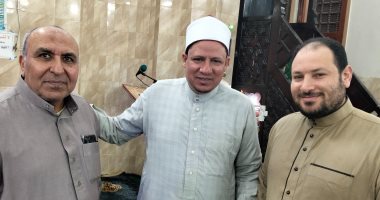 خشوع وإيمان.. صلاة التراويح من مسجد صلاح الدين بالشرقية