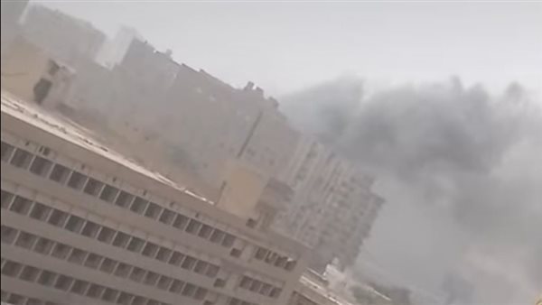 السيطرة على حريق مخزن أخشاب وفراشة بمنطقة أثر النبي دون إصابات