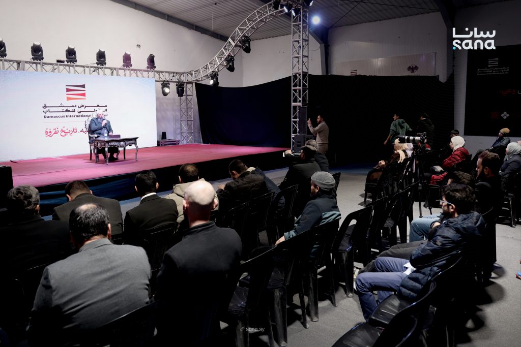 مفتي حلب يدعو من معرض دمشق للكتاب إلى إحياء ثقافة القراءة في مرحلة بناء الدولة