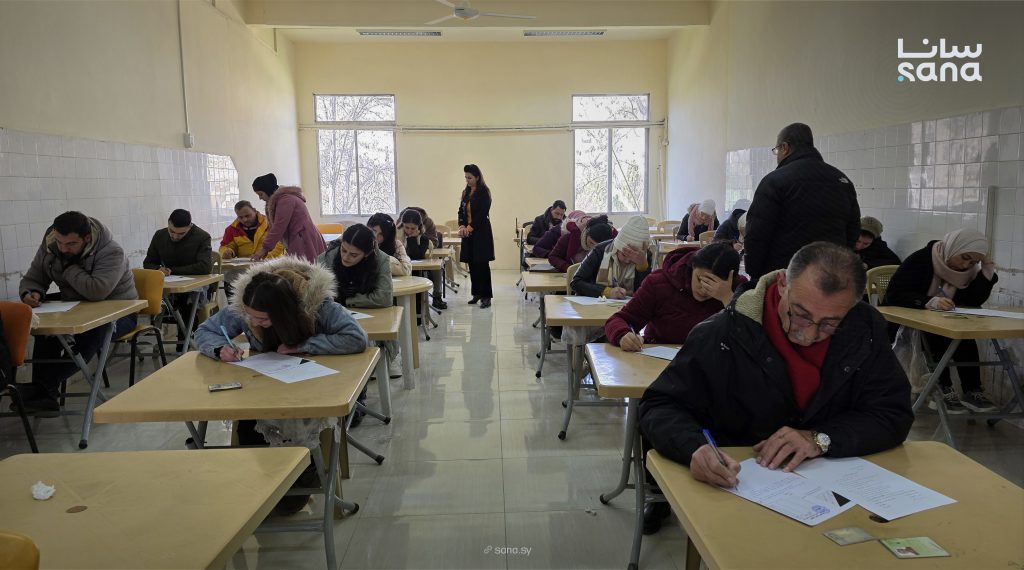 6500 طالب وطالبة يتقدمون لامتحانات التعليم المفتوح بجامعة حمص