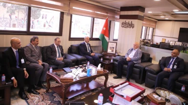 أمانة عمان وبلدية إربد تبحثان التعاون المشترك