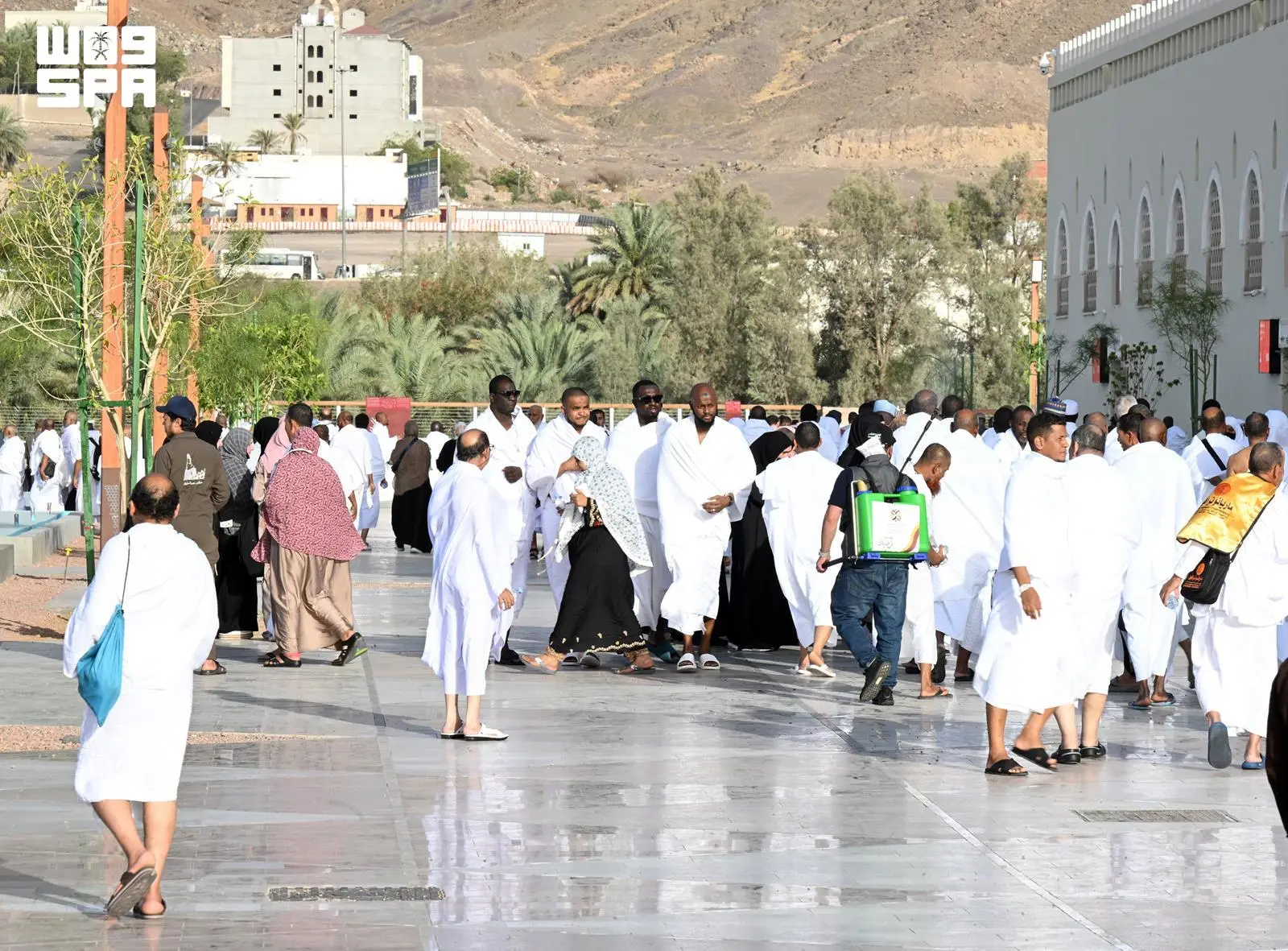 منظومة الخدمات بميقات ذي الحليفة تعزّز انسيابية تفويج ضيوف الرحمن إلى مكة المكرمة