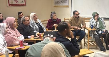 طلاب جامعة كفر الشيخ يبتكرون مشروع "OncoNova" لتطوير منظومة علاج الأورام.. يقدمون حلولا ذكية تدعم التحول الرقمي وترتقي بالخدمات الصحية.. تطبيق المشروع على أرض الواقع داخل مستشفى الأورام بالجامعة
