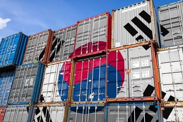 صادرات كوريا الجنوبية تتجاوز 85 مليار دولار في أبريل الماضي