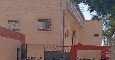 التحقيق فى واقعة تداول فيديو لمشاجرة بين أولياء أمور ومراقب إعدادية بقنا