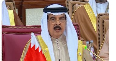ملك البحرين وبوتين يؤكدان ضرورة التوصل إلى حل سياسي للأزمة في المنطقة