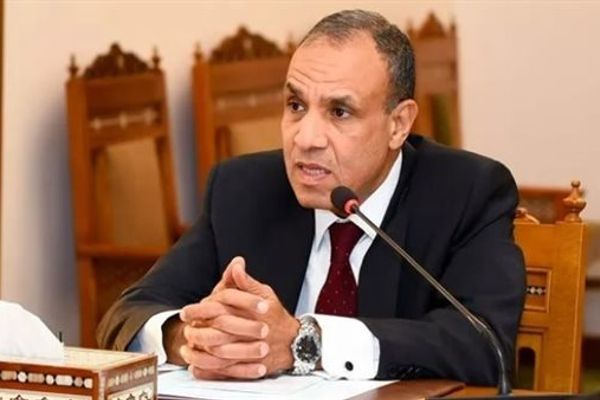 وزير الخارجية يبحث مع نظيره الباكستاني الحلول الدبلوماسية لاحتواء التصعيد بين واشنطن وطهران
