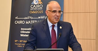 وزير الرى: تنفيذ أعمال الصيانة لكافة المجارى المائية بأسوان