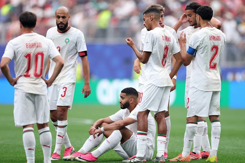 صيباري يخرج مصابا من مواجهة كندا