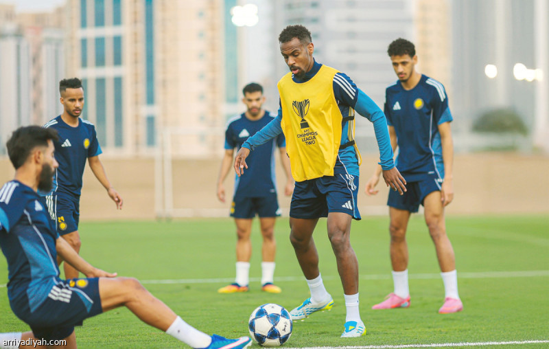 أمام القطريين في آسيا