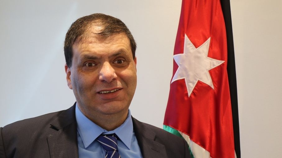 التنمية البشرية والطاقة، خداع الضحايا وسبوبة العاطلين عن العمل