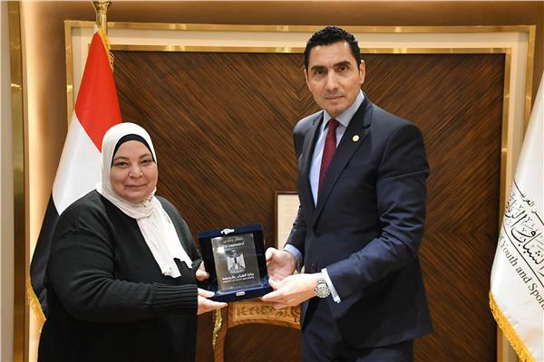 وزير الرياضة: تكريم المتميزين لا يقل أهمية عن معاقبة المخالفين في مراكز الشباب