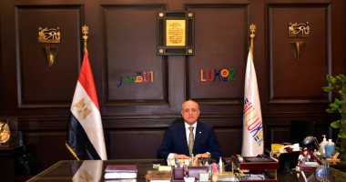 الأقصر تستعد لعيد الأضحى.. المحافظ يكلف بالمرور المستمر على المجازر.. التموين تشكل غرفة عمليات وانتظام المخابز بالعيد.. فتح المجازر مجانا فى أيام التشريق.. وتوعية مكثفة للجزارين لحماية الصرف أثناء الذ
