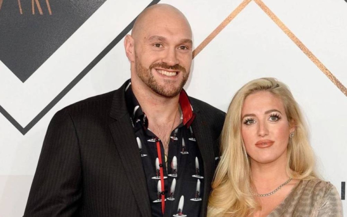 فيوري: قراري بالعودة للملاكمة أغضب «باريس»