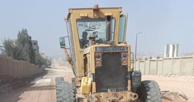 محافظة الجيزة تعلن بدء رصف طريق R1 بالمنطقة الصناعية فى أبو رواش