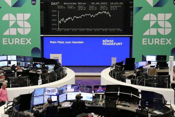 أسهم أوروبا تنخفض مع تأثر المعنويات بتجدد التوتر بين أمريكا وإيران