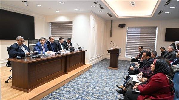 "التعليم العالي" توضح مصادر المنح والإيرادات أمام "خطة النواب"