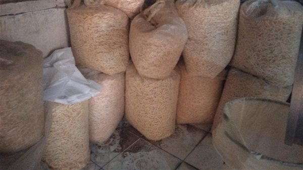 ضبط 18 ألف عبوة مقرمشات فاسدة بمصنع غير مرخص بالغربية