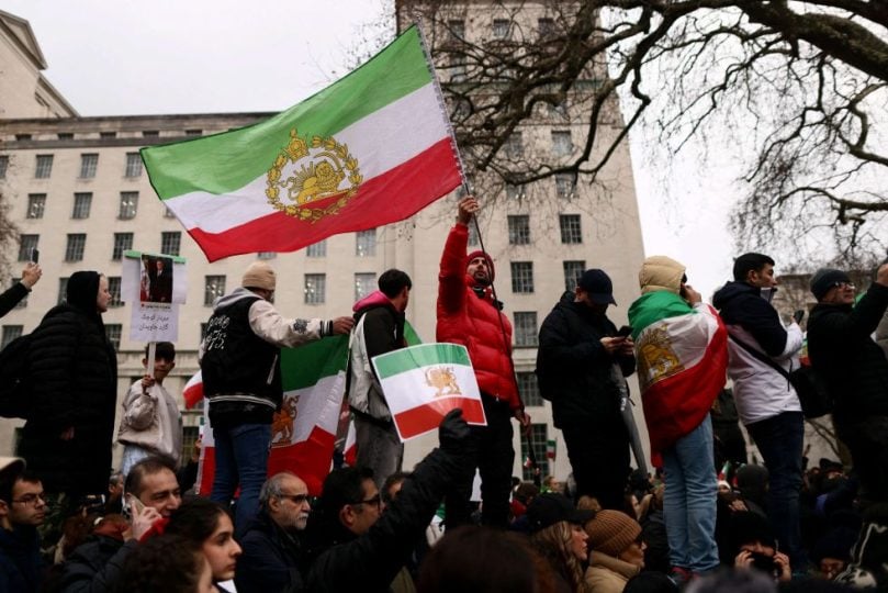 تلفزيون ناطق بالفارسية ومقره لندن يوقف بثه المباشر بسبب تهديدات إيرانية محتملة