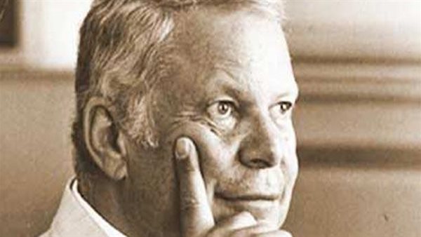 في ذكرى رحيله، فارس الرومانسية "يوسف السباعي" من سلاح الفرسان إلى بلاط صاحبة الجلالة