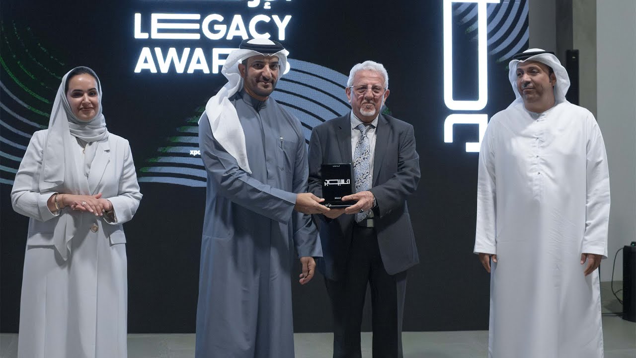 سلطان بن أحمد يشهد ختام "اكسبوجر 2026" ويكرم الفائزين بجوائز الإرث