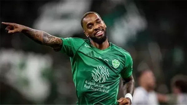 بسبب الهاتريك، إيفان توني يتفوق على رياض محرز