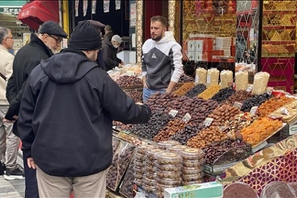 الاقتصاد التركي ينمو بنسبة 2.5%