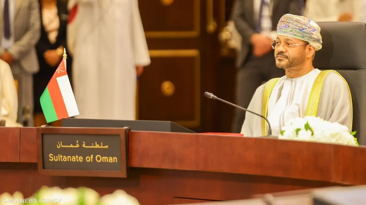 عُمان: الترتيبات المتعلقة بمضيق هرمز لا تنطوي على فرض رسوم