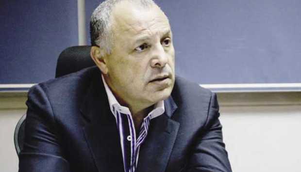 رئيس اتحاد الكرة يعزي الدكتور مصطفى مدبولي في وفاة والده