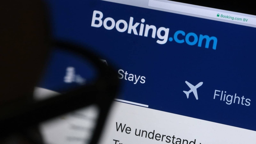 Booking.com تنفي تعرضها لاختراق وتوضح حقيقة الرسائل المتداولة