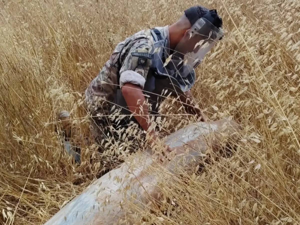 ‫  الجيش اللبناني يواصل إزالة الذخائر من مخلفات العدوان الإسرائيلي