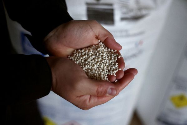 الاتحادُ الأوروبيّ يعلّق مُؤقّتًا الرسوم الجمركية على الأسمدة النيتروجينية