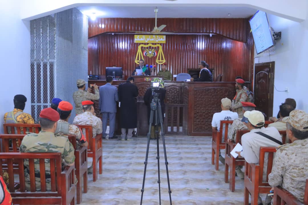 محكمة المنطقة العسكرية الثالثة الابتدائية تقضي بإعدام 535 من قيادات جماعة الحوثي