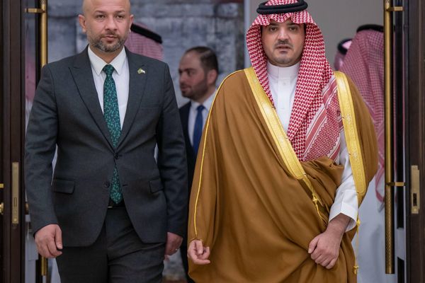 عبدالعزيز بن سعود يستقبل وزير الطوارئ وإدارة الكوارث بالجمهورية العربية السورية